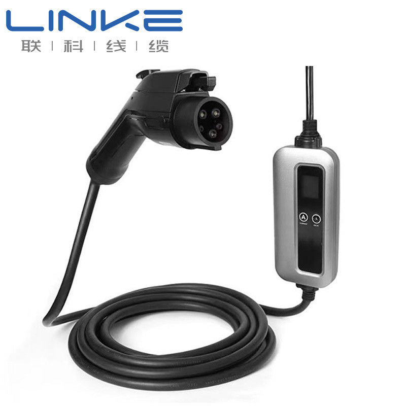 Кабель для зарядки электромобилей с номинальным током 32А, степенью защиты IP65 и силиконовой оболочкой